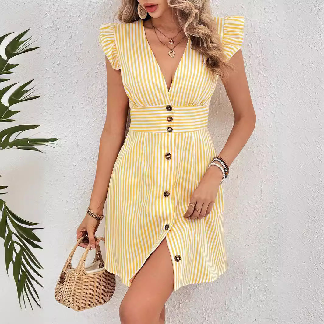 Robe à Rayures – Élégance Décontractée au Bord de Mer